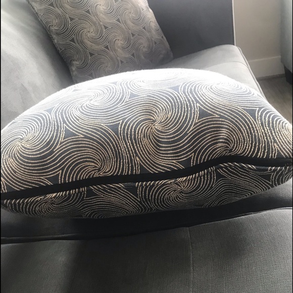 3 Pack Genuine Down Feather Throw Pillows - Picture 4 of 7